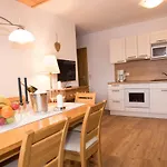 Schwalbennest 마우어테른도르프