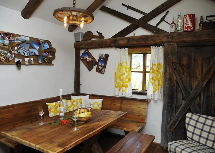 Schwalbennest * Mauterndorf (Salzburg)